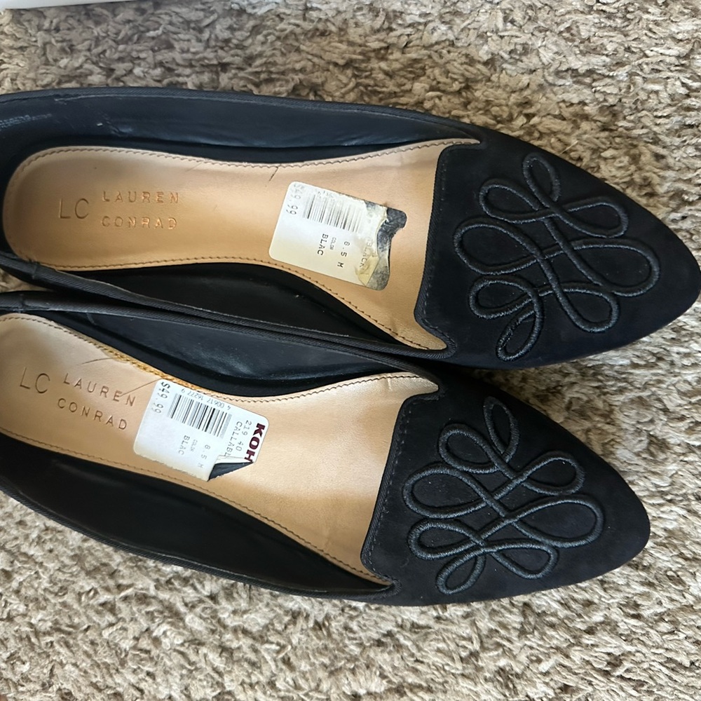 LC Lauren Conrad Black Embroidered Flats
